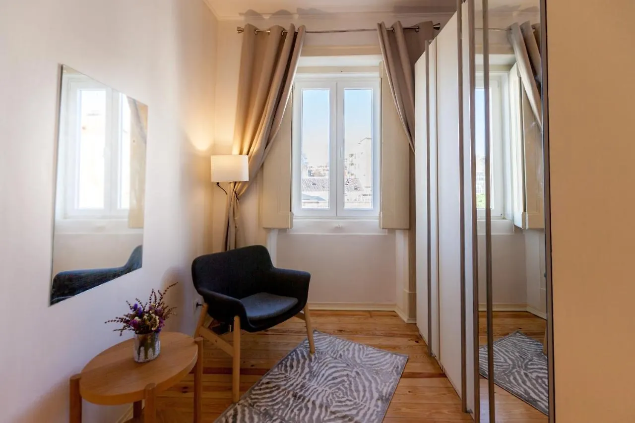 Flh The Poet Apartment Near Saldanha Lisbon